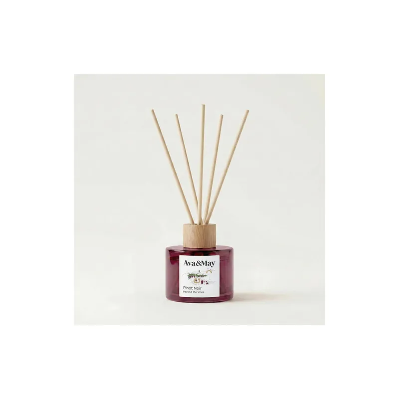 AVA & MAY Candeli profumate Pinot Noir 120 ml
