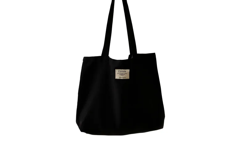 Esmée Tasche Lora black, 47 x 40 cm