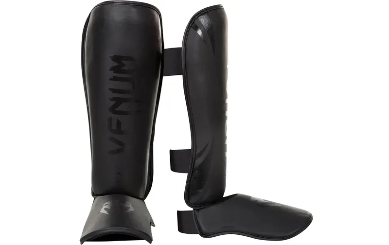 Venum Challenger Standup Shin Guards, Matt/Schwarz GR M