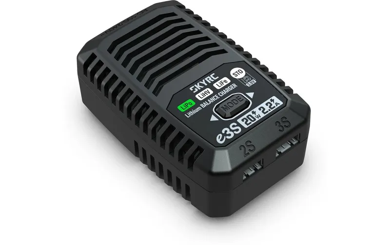 SKYRC Ladegerät e3s AC 20 W