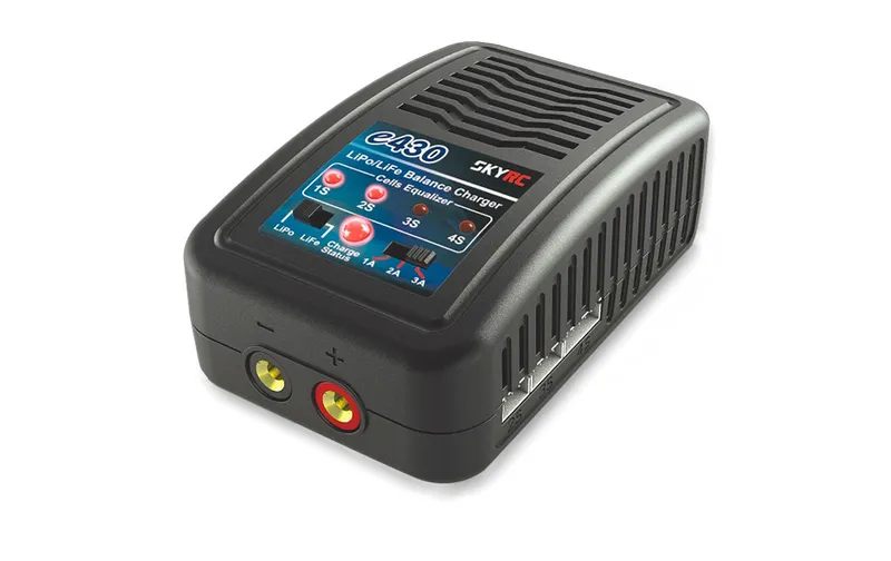SKYRC Ladegerät e430 2-4S LiPo