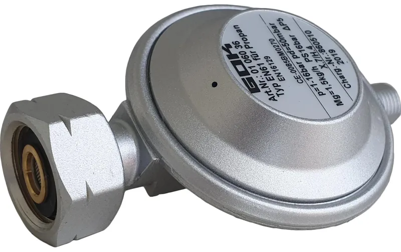 Outwell Gasregler Typ EN61, Abgang gerade, 1.5 kg/h, 50 mbar