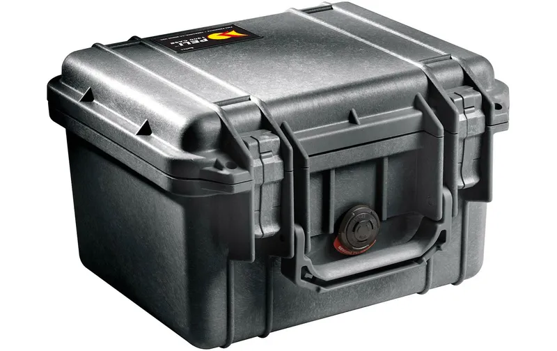 Peli Schutzkoffer 1300 mit Schaumtessutoeinlage, nero
