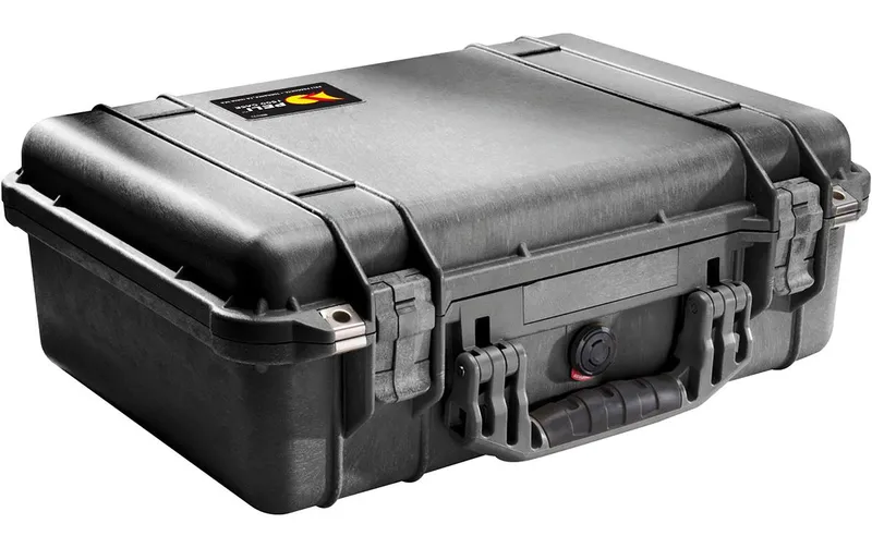 Peli Schutzkoffer 1500 mit Schaumtissueinlage, noir