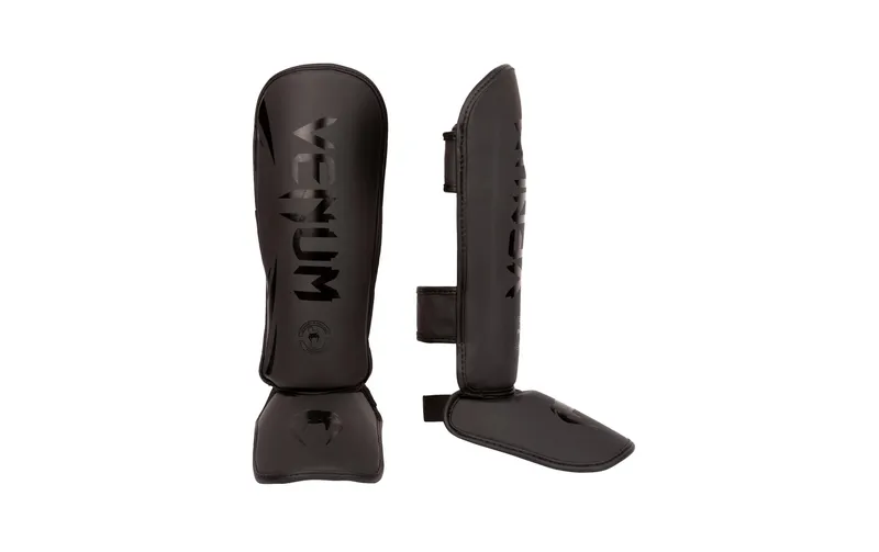 Venum Challenger Kids Shin Guards, noir Gr. M