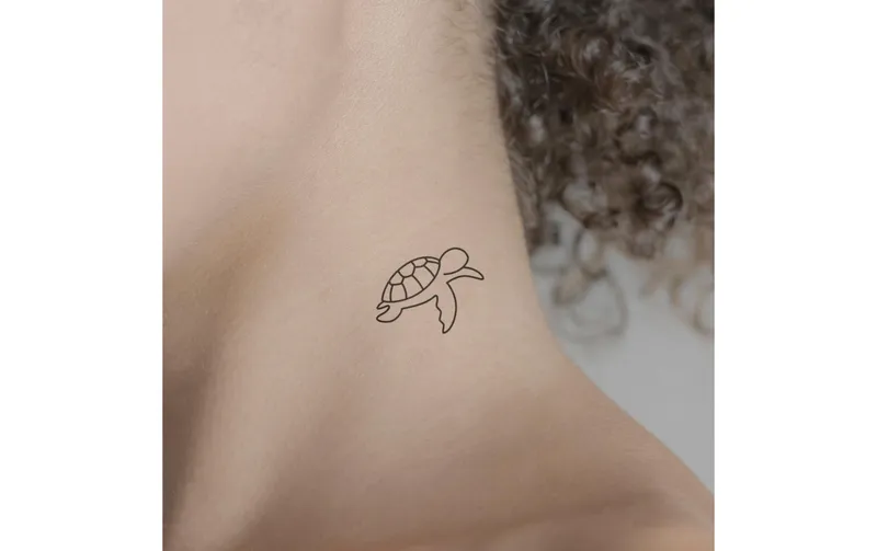 minink Tattoo Schwimmende Schildkröte Grösse: S (3.3 cm x 4.0 cm)