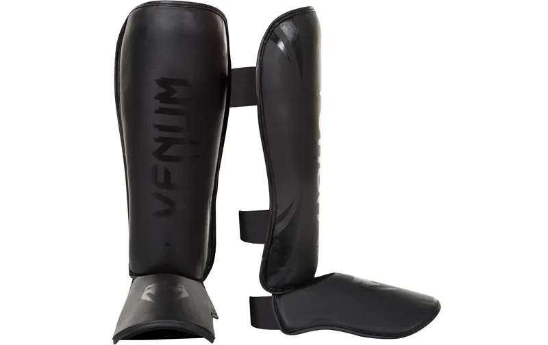 Venum Challenger Standup Shin Guards, Matt/Schwarz GR XL