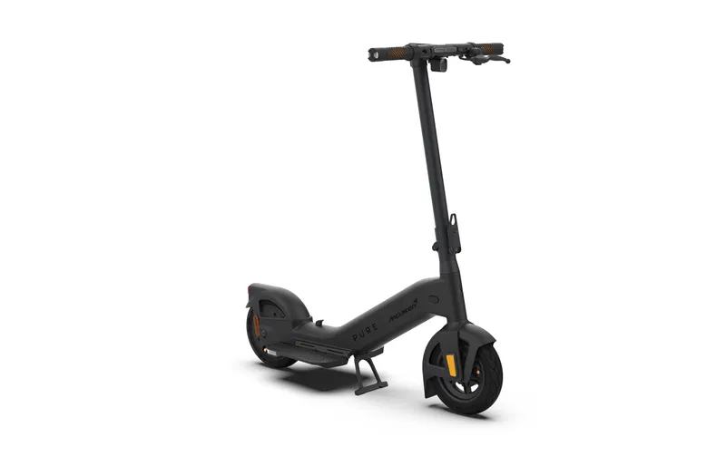 Pure Electric E-Scooter x McLaren Schwarz