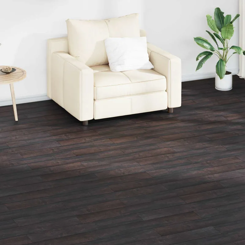 Planches de sol Marron foncé 5,02 m² 36 pièces PVC